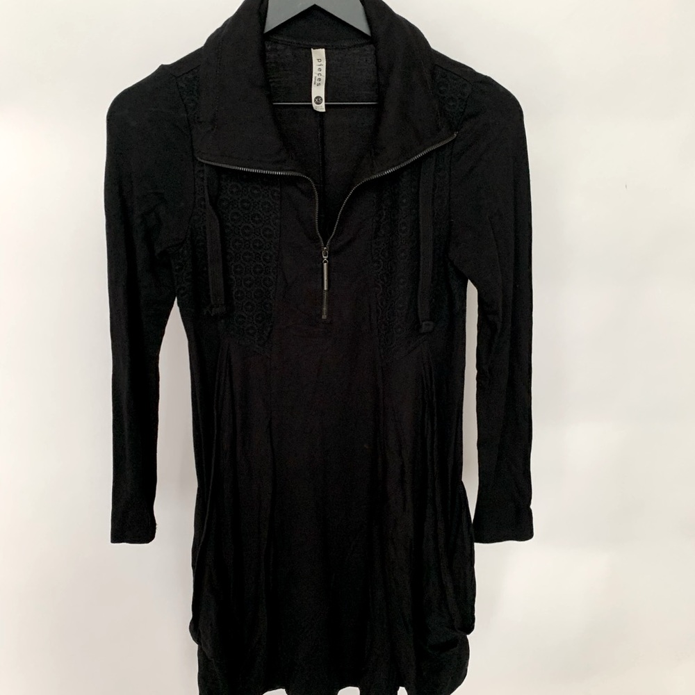 LIKE NEW KENSIE Women’s dress Size XS